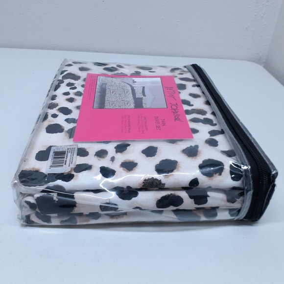 Betsey Johnson Water Leopard Print Duvet Cover & Sham Set Twin - Picture 5 of 10